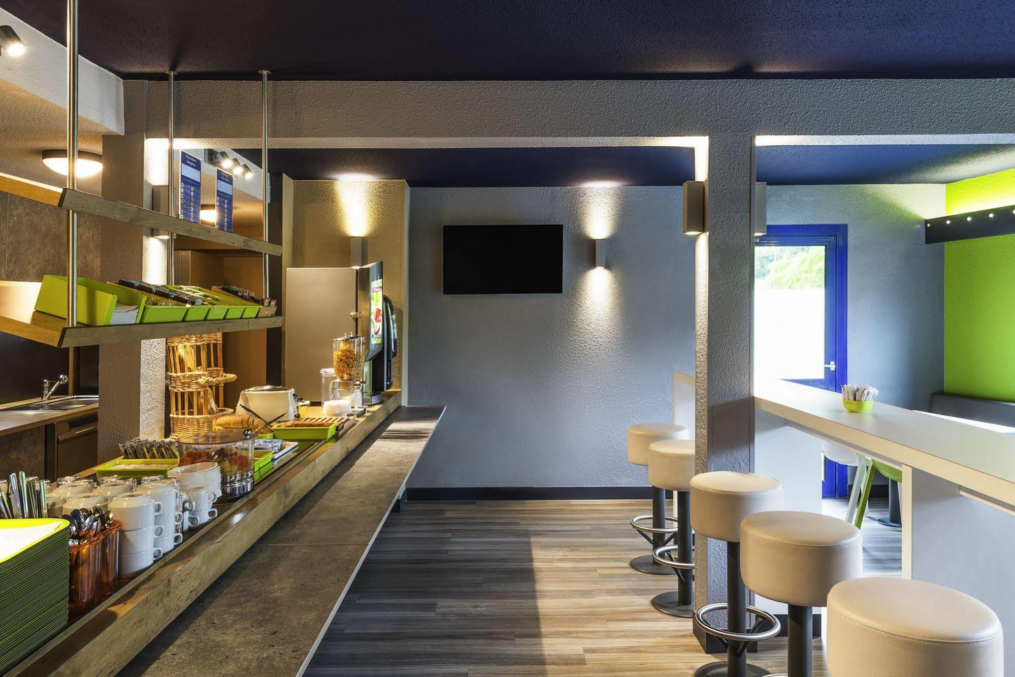 Ibis Budget Rouen Petit Quevilly Le Petit-Quevilly Exterior foto